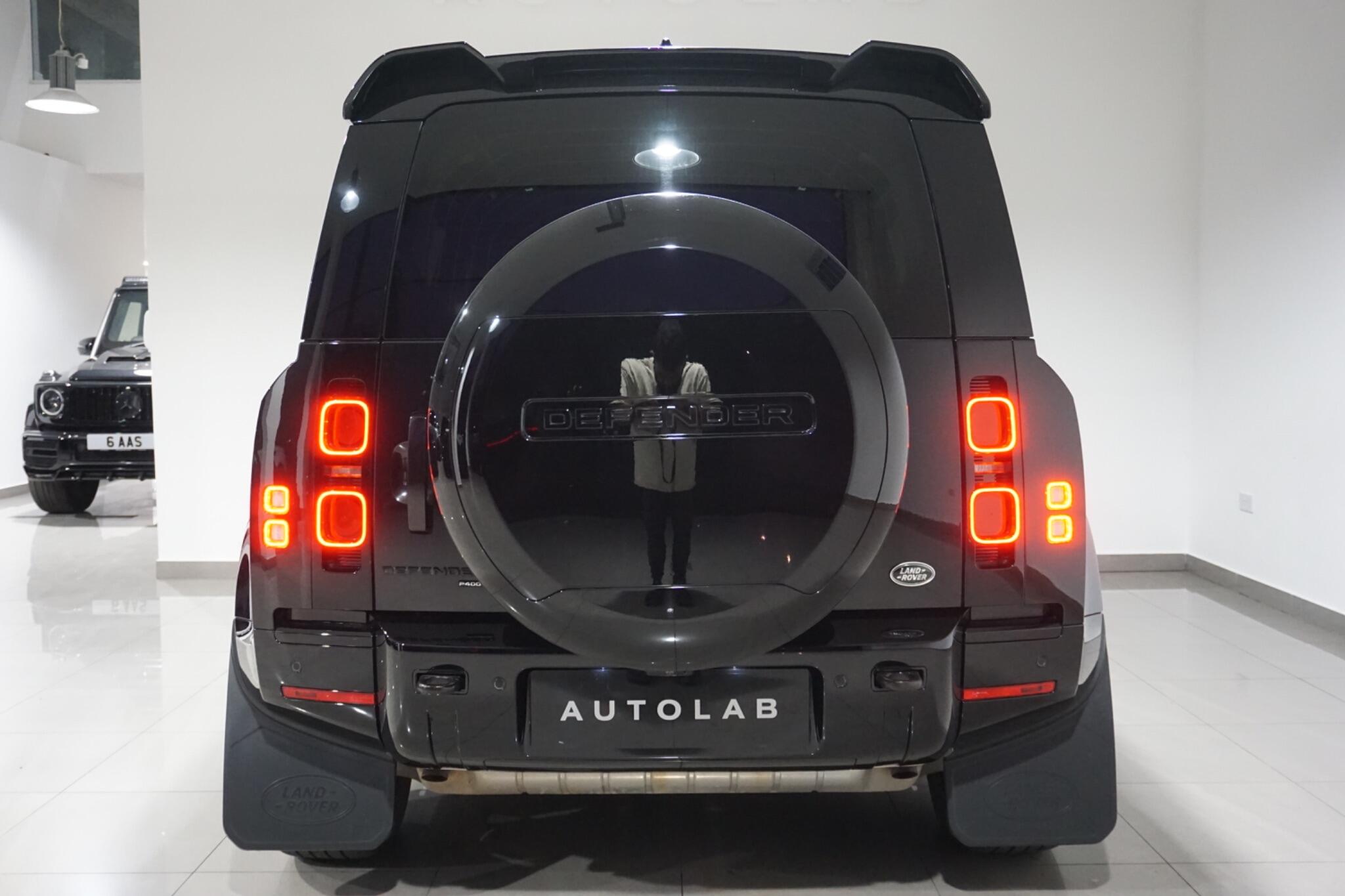 Land Rover Defender 110 2.0 P400e 15.4kWh X-Dynamic HSE SUV 5dr Petrol Plug-in Hybrid Auto 4WD Euro 6 (s/s) (404 ps)